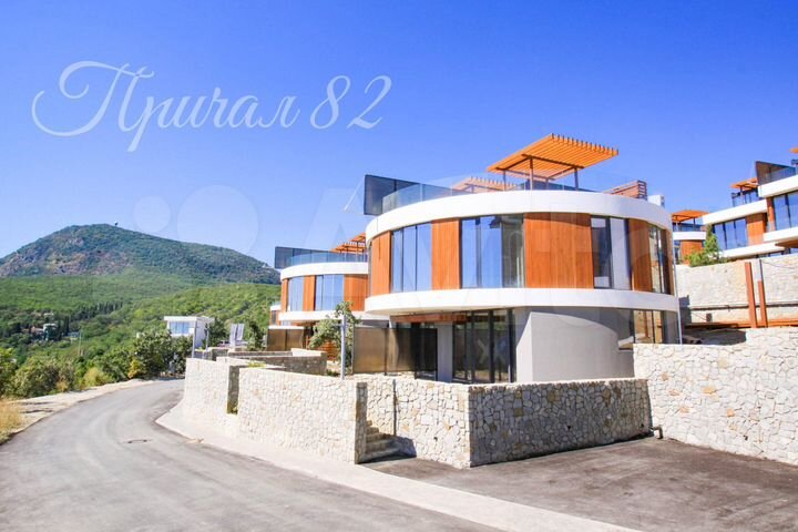 Таунхаус 195,6 м² на участке 3 сот.