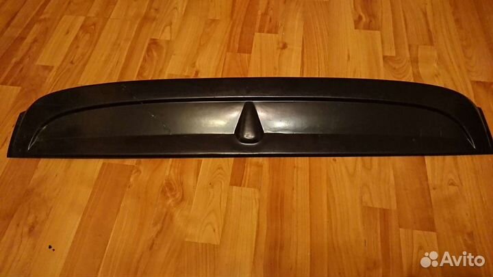 Накладка на пятую дверь Ваз 2112. Под покраску