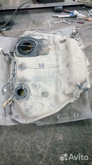 Топливный бак subaru tribeca 3.0