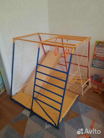 Детский игровой спортивный комплекс