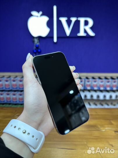 iPhone 15 Pro, 256 ГБ