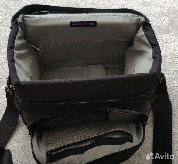 Фотосумка Lowepro Nova 3 AW