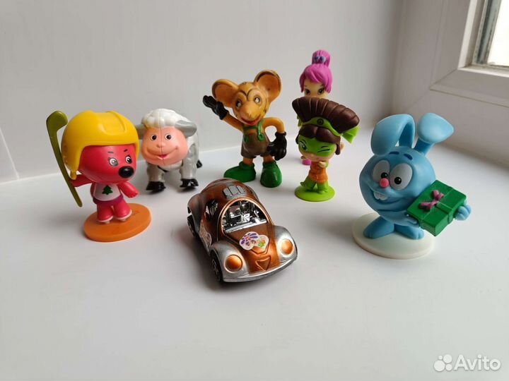 Фигурки из киндер сюрприза. штук