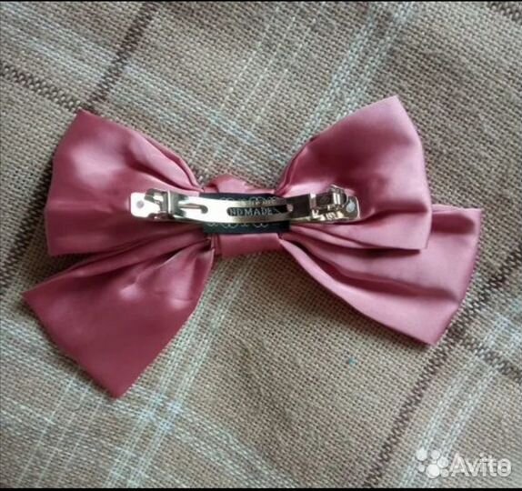 Бант-заколка