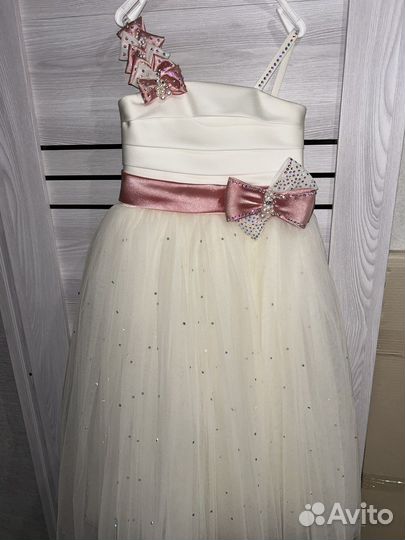 Платье на выпускной в сад