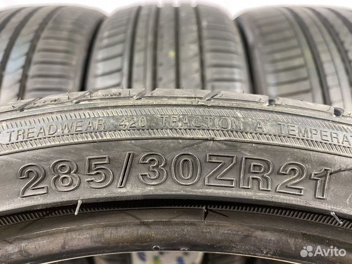 Winrun R330 255/35 R21 и 285/30 R21 96Y