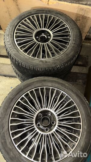 Bridgestone Blizzak Ice 245/50 R18