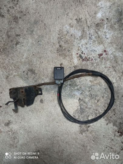 Тросик открывания капота от митсубиси лансер 1989г