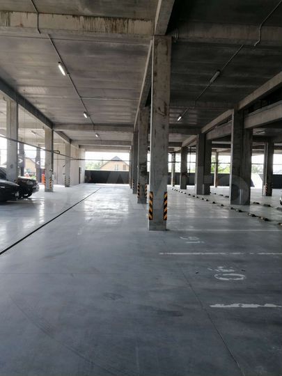 Машиноместо, 13 м²