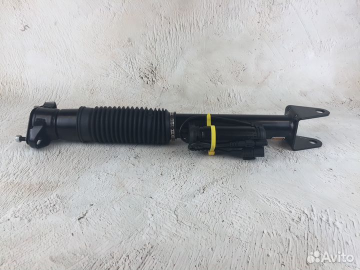 Амортизатор задний Mercedes W164 W166