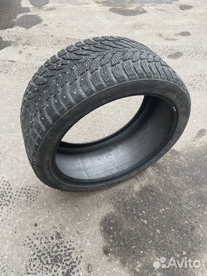 Nokian Tyres Hakkapeliitta 9 275/35 R20 102T