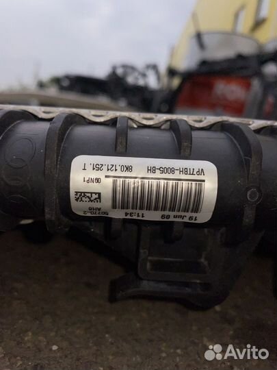 Радиатор охлаждения Audi A4 B8 8K5 8K2 8K0121251T