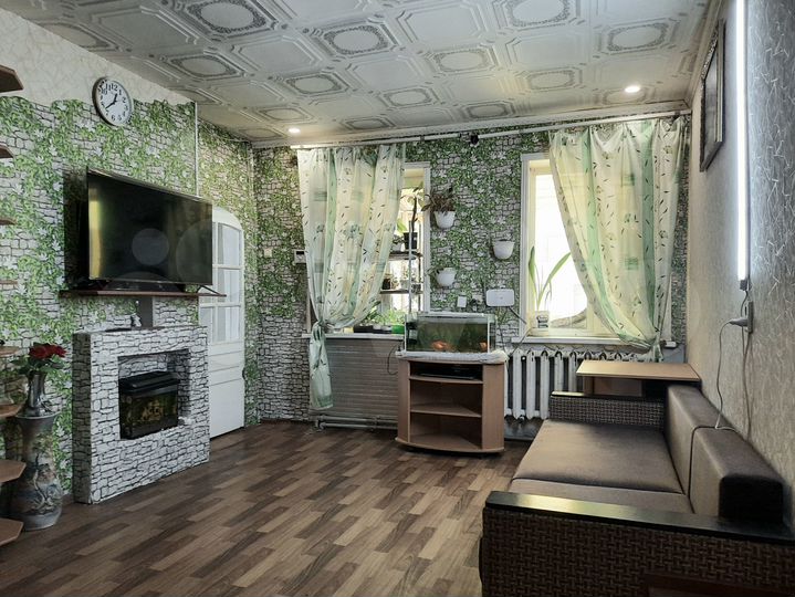 Дом 54 м² на участке 4 сот.