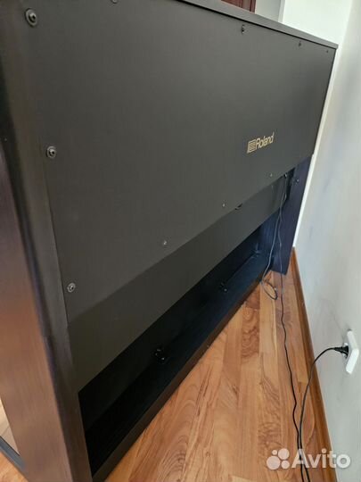 Цифровое пианино Roland LX705