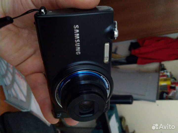 Компактный фотоаппарат samsung st5500