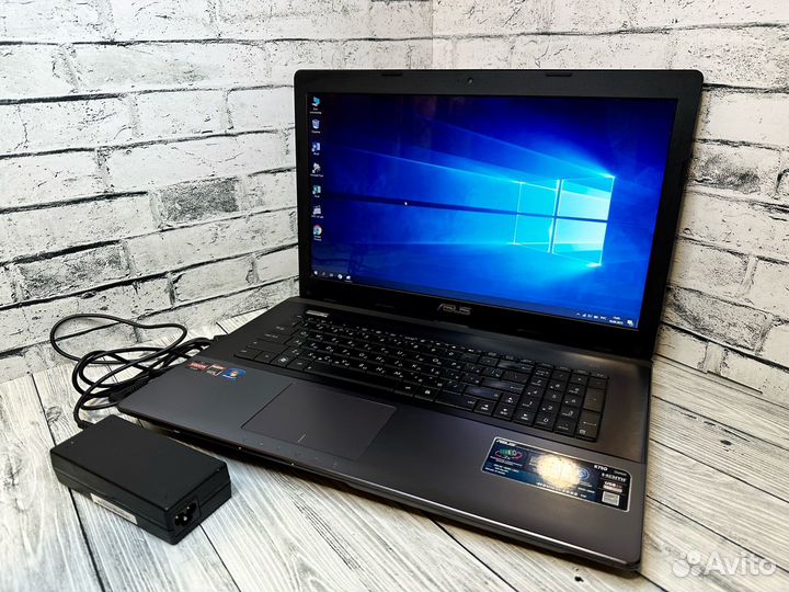 Игровой/офисный ноутбук Asus SSD/17 дюймов