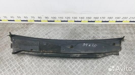 Накладка декоративная (жабо, дождевик) cadillac SR