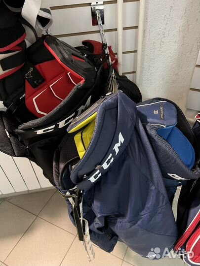 Хоккейные трусы нагрудники щитки