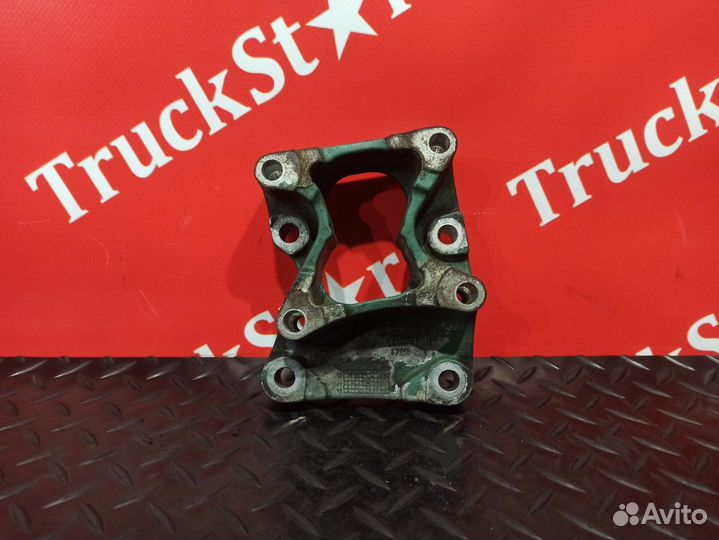 Кронштейн вискомуфты Volvo FH