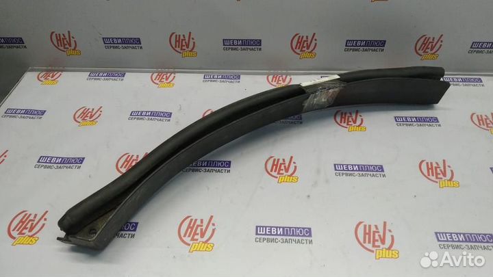 Уплотнитель задней левой двери задней, Hummer H3