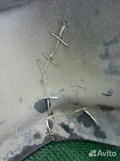 Бампер задний Toyota Mark 2 GX90