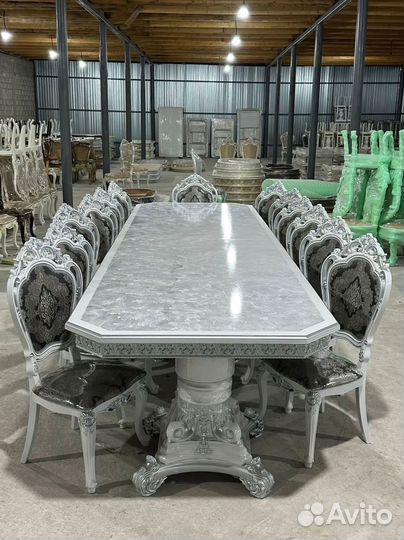 Стол, стулья