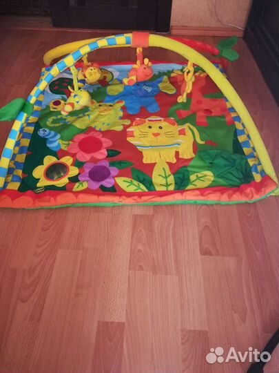 Развивающийся коврик. Торг уместен