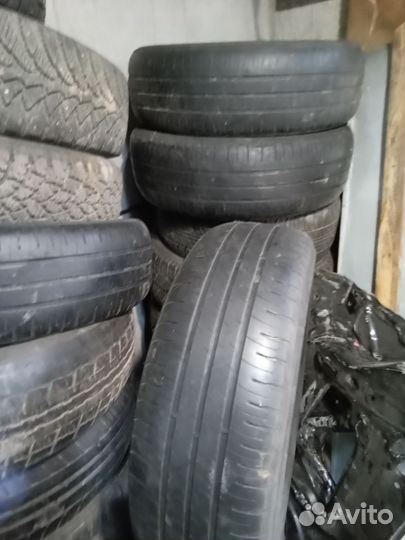 Michelin Agilis 81 195/65 R15