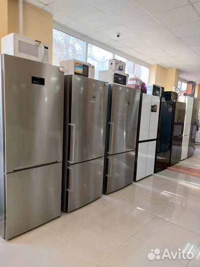 Холодильник gorenje Simplicity NRK6201SYW