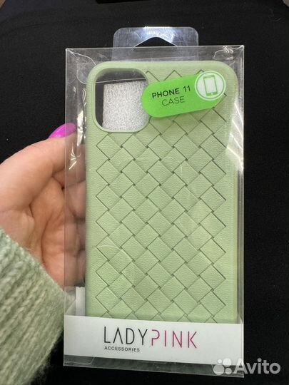Чехол на iPhone 11