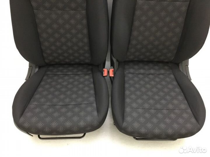 Сиденье переднее Kia Rio X-line G4FG 2020