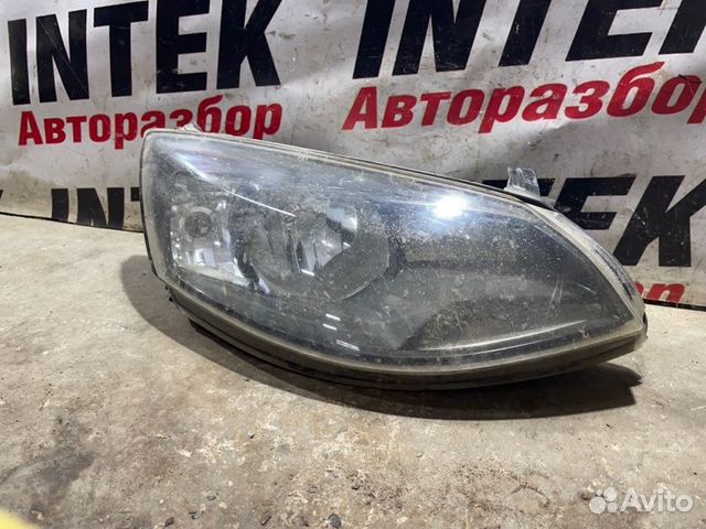 Фара передняя правая LADA Kalina 2
