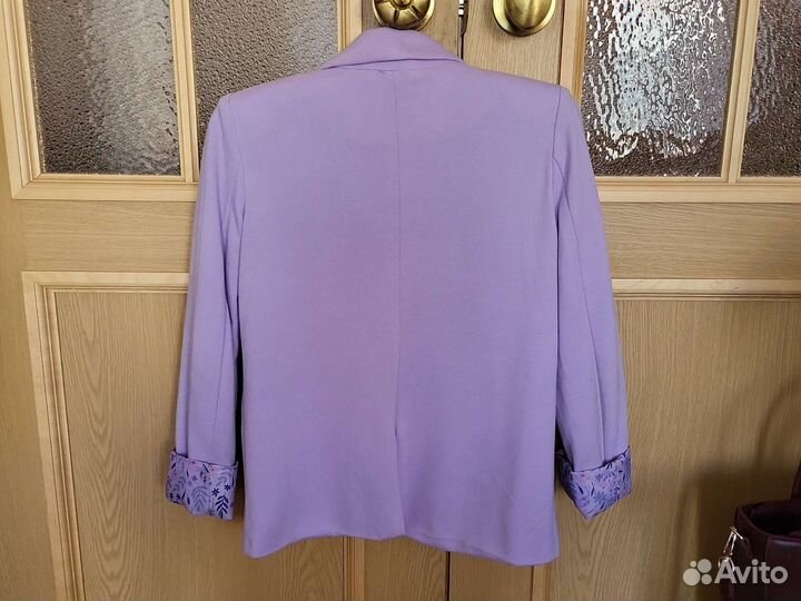 Пиджак для девочки 146