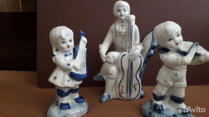 Статуэтка фарфор