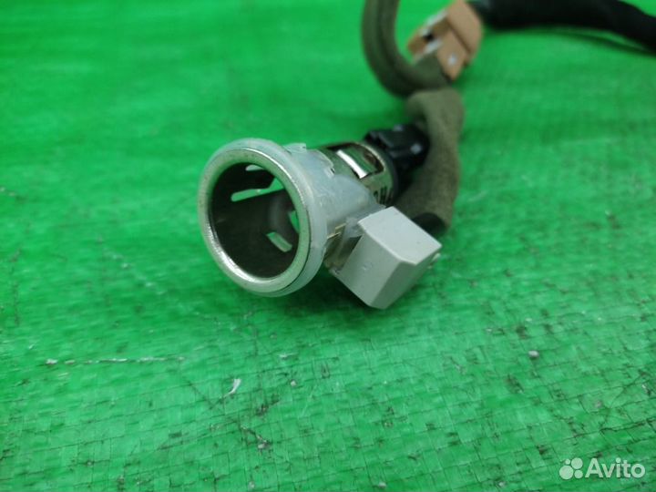 Гнездо прикуривателя Hyundai Santa Fe