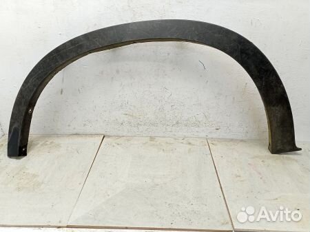 Накладка переднего крыла левого