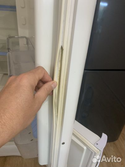Холодильник бу indesit