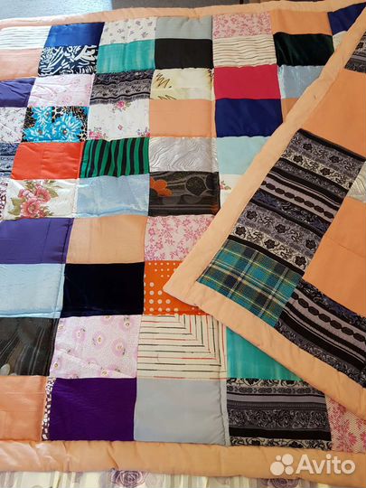 Лоскутное одеяло ручной работы