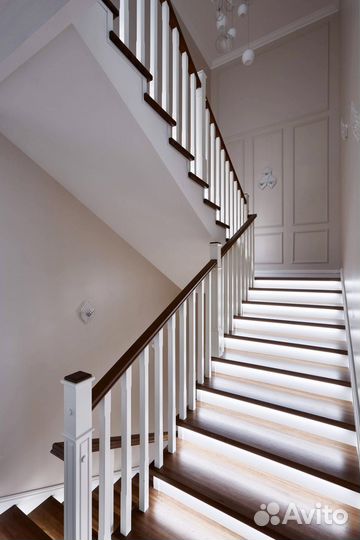 Ступени для лестниц и другие комплектующие К