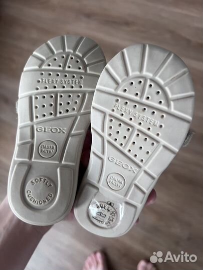 Сандалии для девочки 21 размер