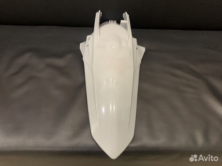 Крыло заднее на мотоцикл