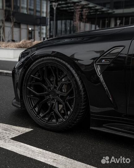 Кованые диски R21 на BMW M5 / M8
