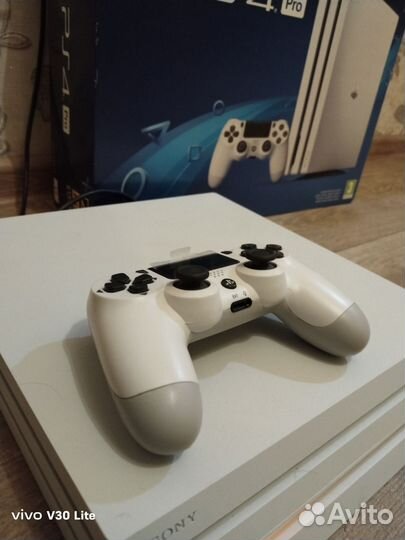 Sony playstation 4 pro 1tb