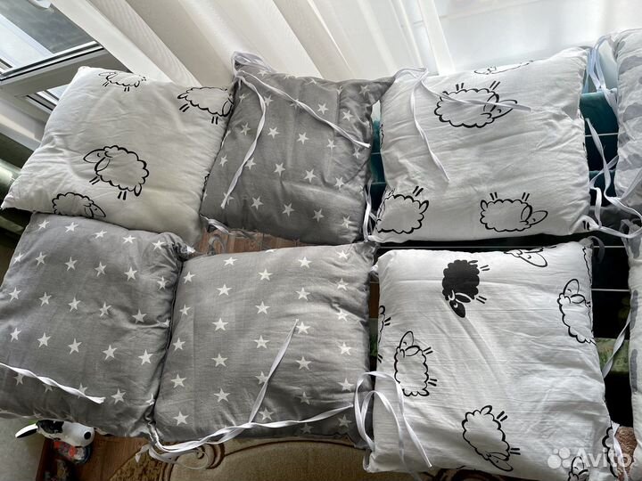 Бортики подушки в детскую кроватку