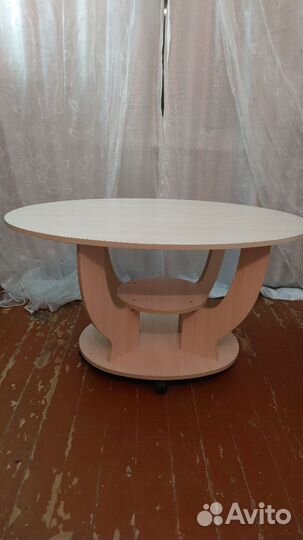 Стол журнальный