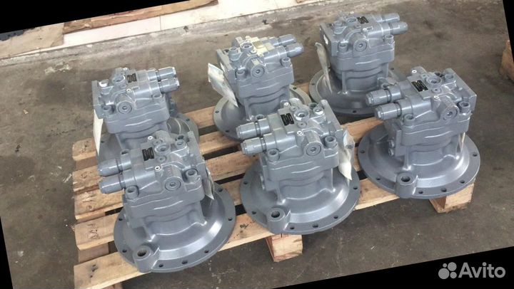 Запчасти гидромотора Hitachi/zx210