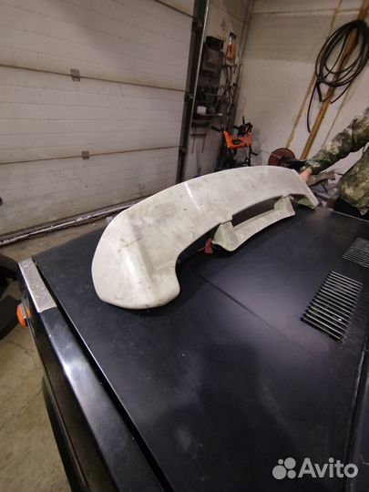 Спойлер лексус ленд крузер 100