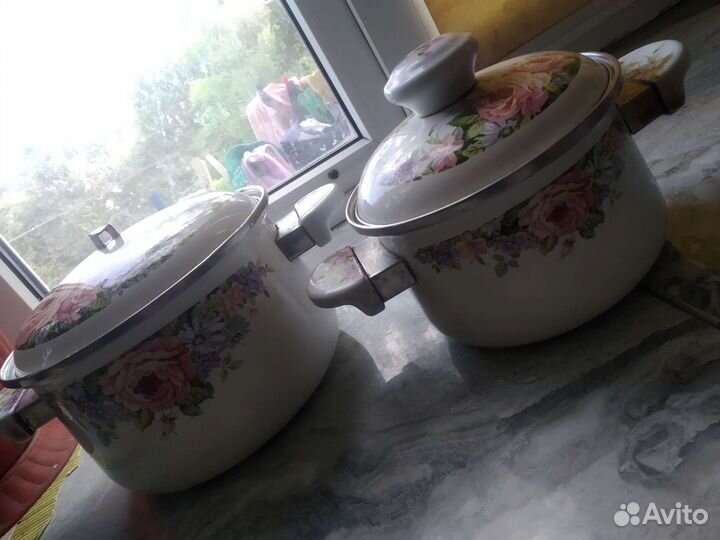 Кастрюля эмалированная