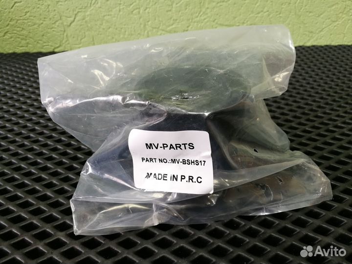 Опора заднего амортизатора Jeep Grand Cherokee WK2