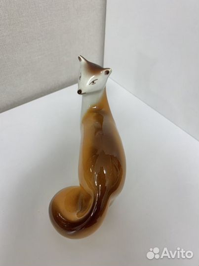 Куница / лиса (СССР, фарфор, статуэтка)
